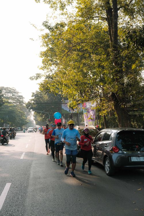 Race photo from Happy One Decade Unpad Runner