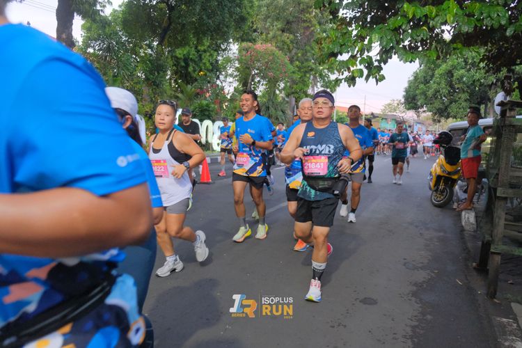 Race photo from Isoplus Run 2024 Surabaya