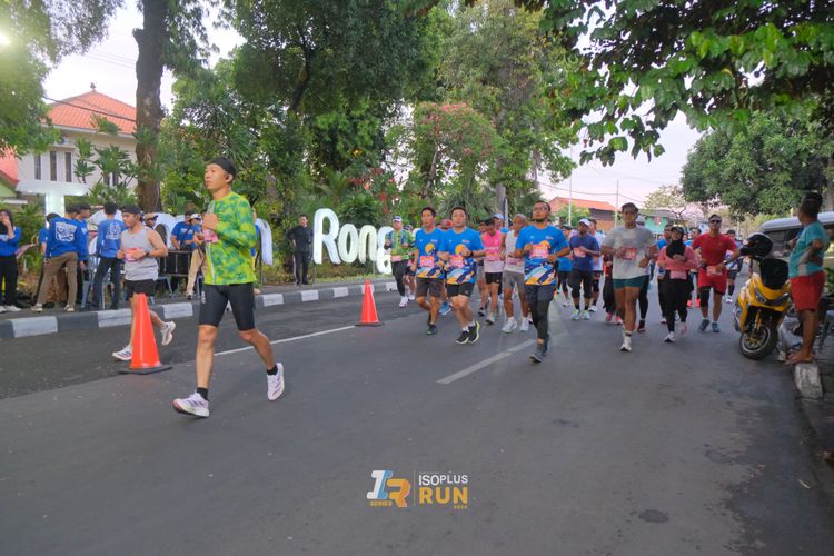 Race photo from Isoplus Run 2024 Surabaya