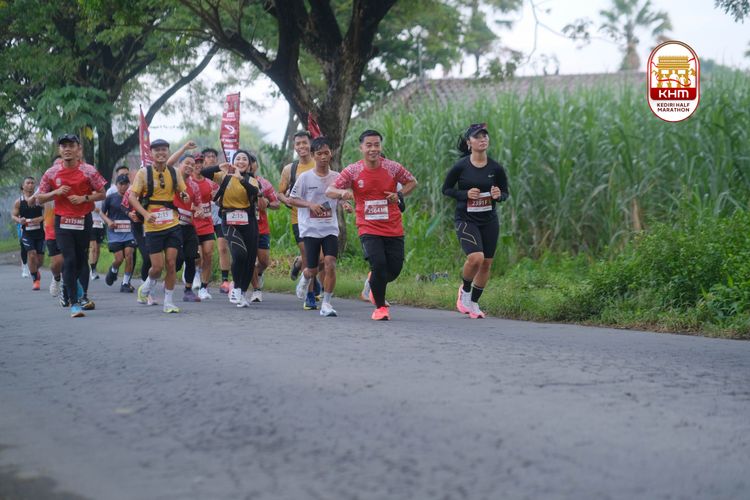 Race photo from Kediri Half Marathon 2025
