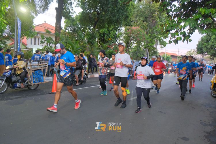 Race photo from Isoplus Run 2024 Surabaya