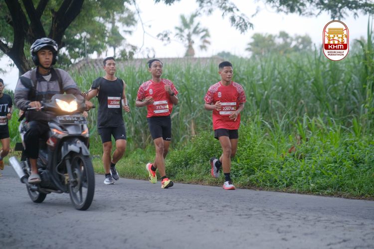 Race photo from Kediri Half Marathon 2025