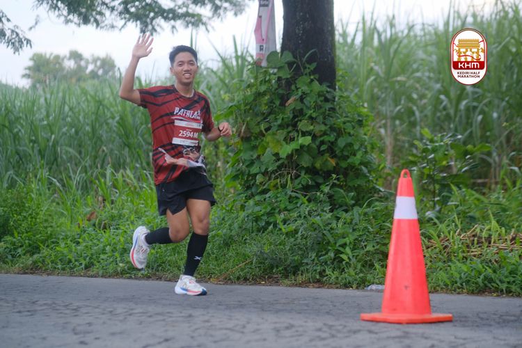 Race photo from Kediri Half Marathon 2025