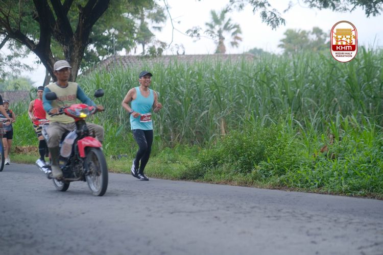 Race photo from Kediri Half Marathon 2025
