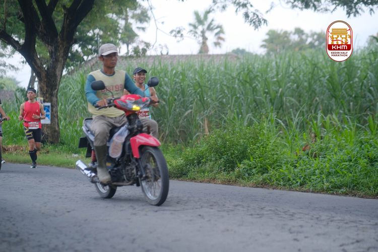 Race photo from Kediri Half Marathon 2025
