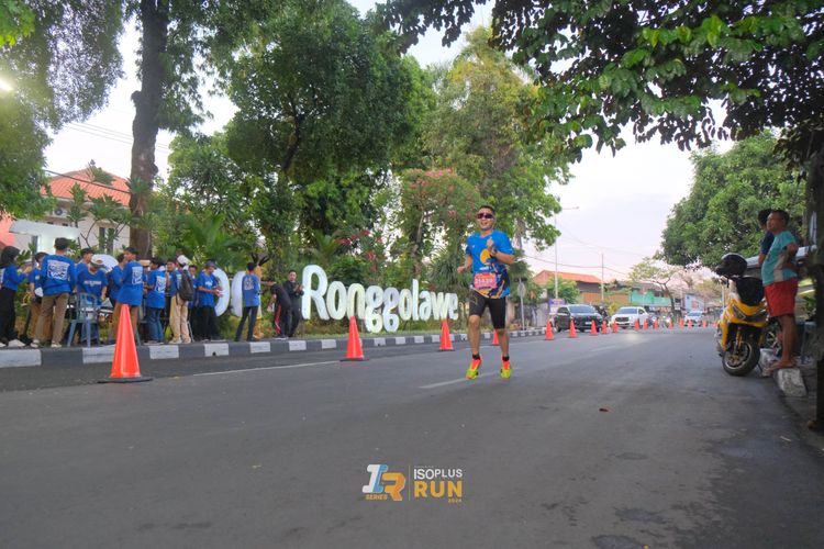 Race photo from Isoplus Run 2024 Surabaya