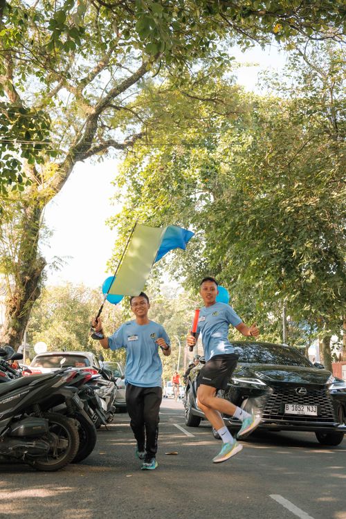 Race photo from Happy One Decade Unpad Runner