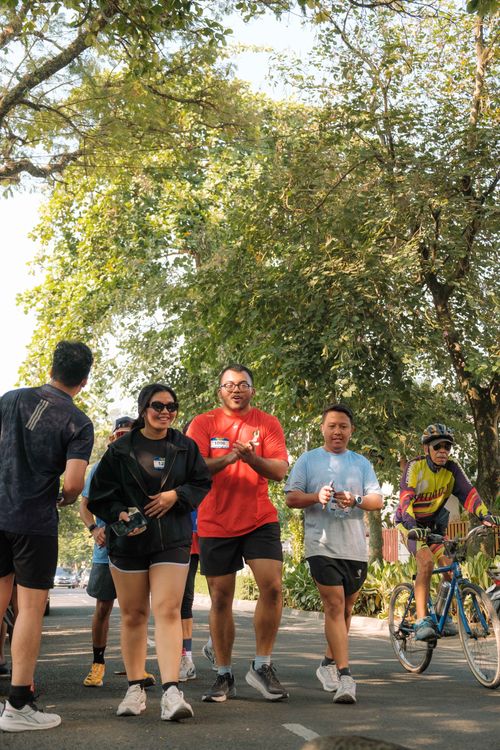 Race photo from Happy One Decade Unpad Runner