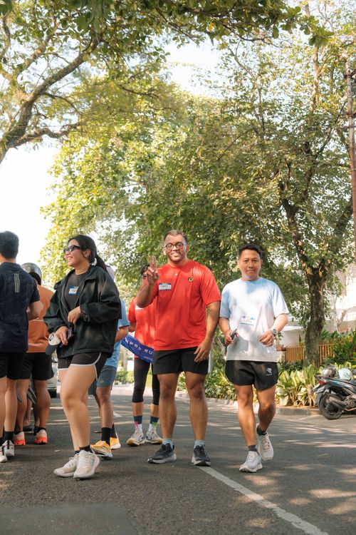 Race photo from Happy One Decade Unpad Runner