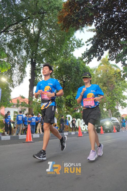 Race photo from Isoplus Run 2024 Surabaya