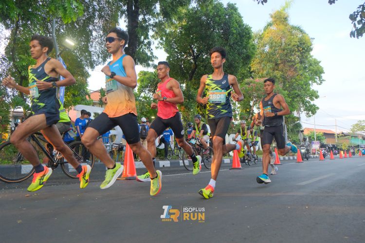 Race photo from Isoplus Run 2024 Surabaya