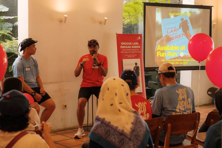 Race photo from Happy One Decade Unpad Runner