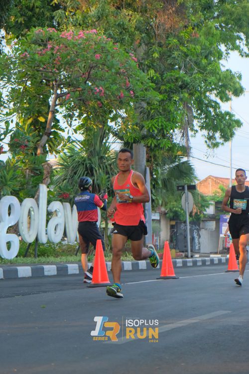 Race photo from Isoplus Run 2024 Surabaya