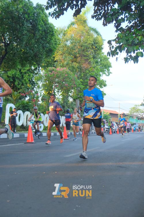 Race photo from Isoplus Run 2024 Surabaya