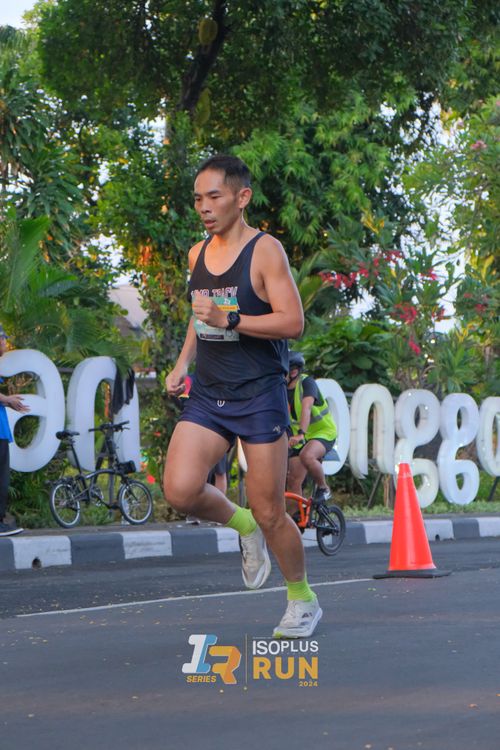 Race photo from Isoplus Run 2024 Surabaya