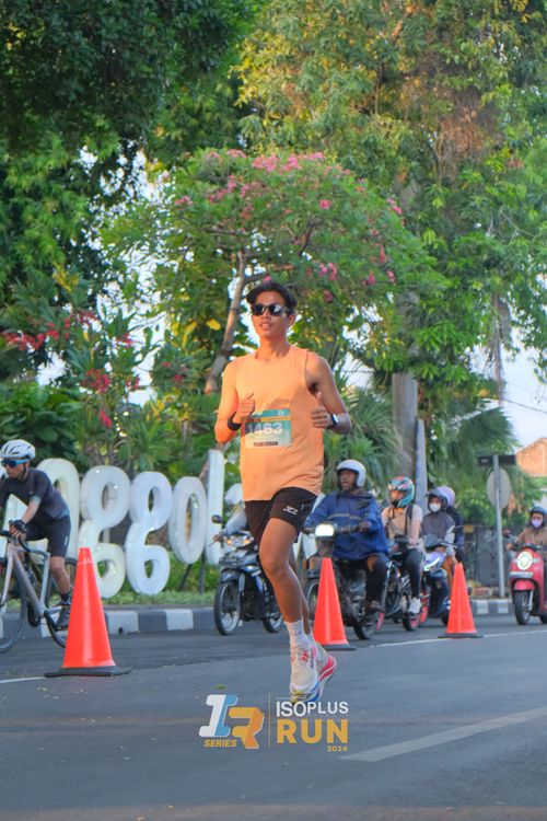 Race photo from Isoplus Run 2024 Surabaya