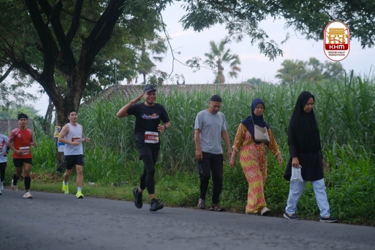 Race photo from Kediri Half Marathon 2025