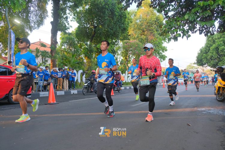 Race photo from Isoplus Run 2024 Surabaya