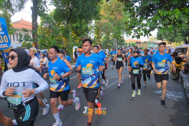 Race photo from Isoplus Run 2024 Surabaya