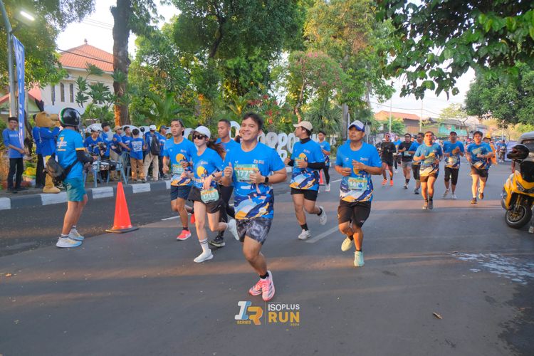 Race photo from Isoplus Run 2024 Surabaya