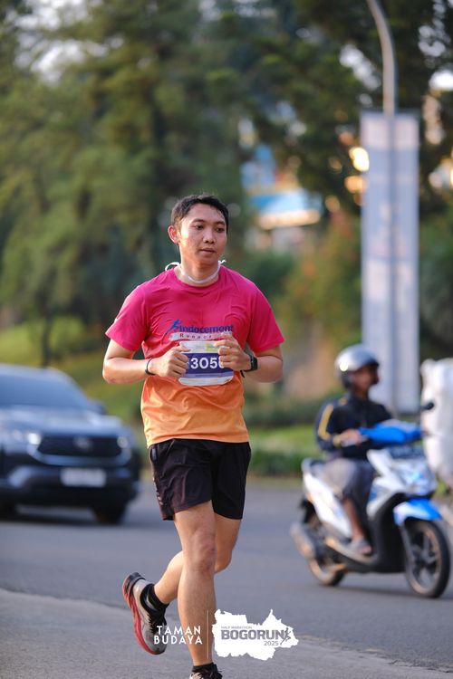 Race photo from Taman Budaya x BOGORUN 2025