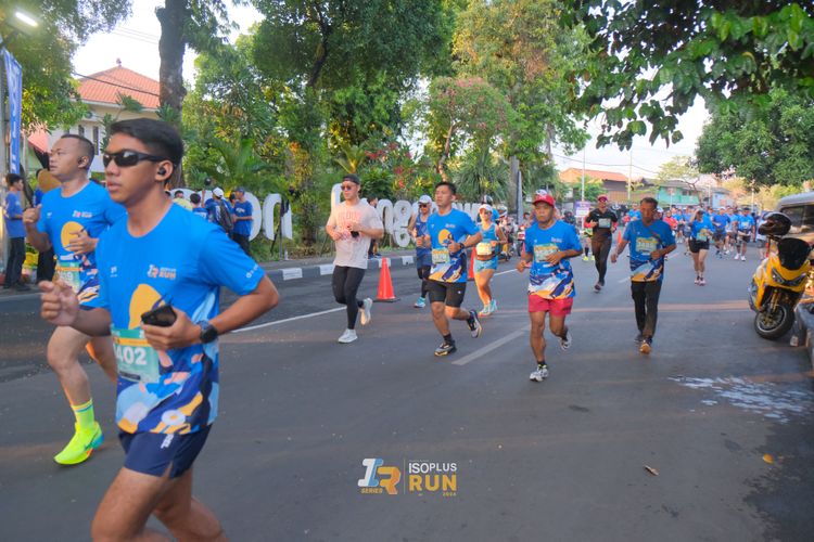 Race photo from Isoplus Run 2024 Surabaya