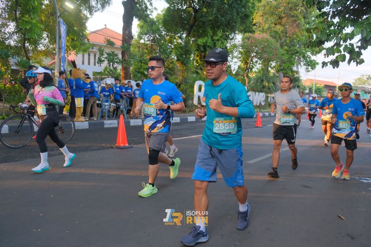 Race photo from Isoplus Run 2024 Surabaya