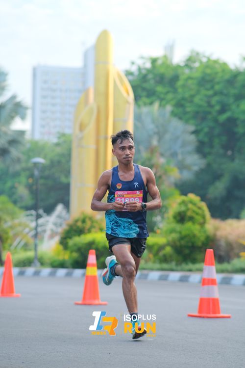 Race photo from Isoplus Run 2024 Surabaya