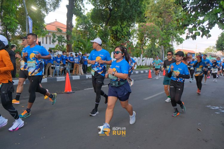 Race photo from Isoplus Run 2024 Surabaya