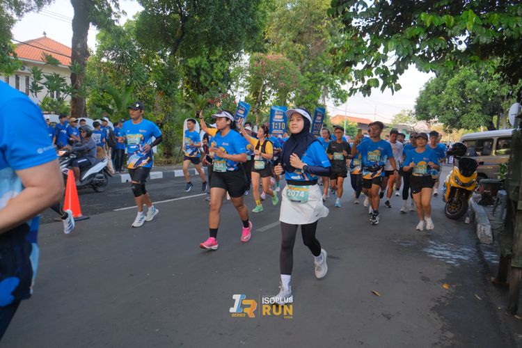 Race photo from Isoplus Run 2024 Surabaya