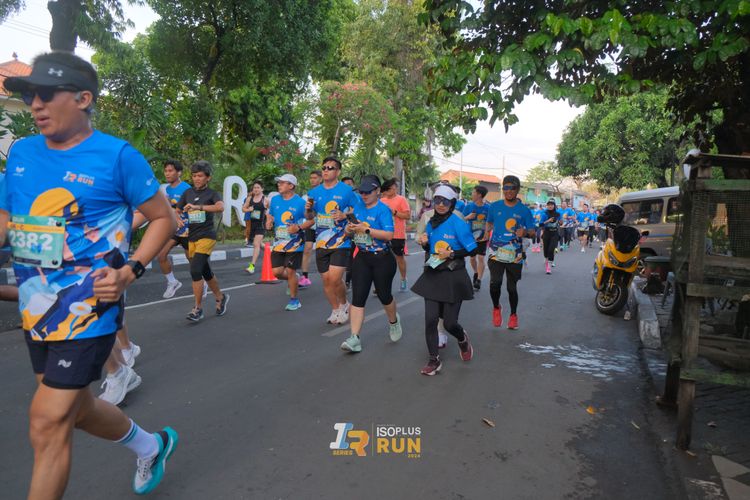 Race photo from Isoplus Run 2024 Surabaya