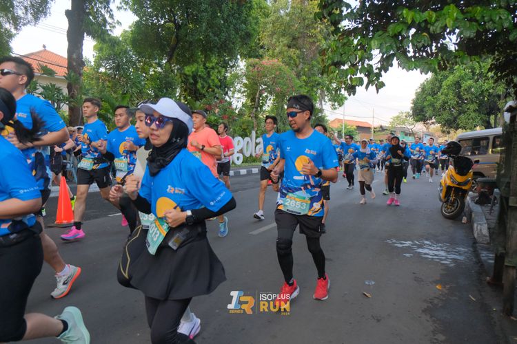 Race photo from Isoplus Run 2024 Surabaya