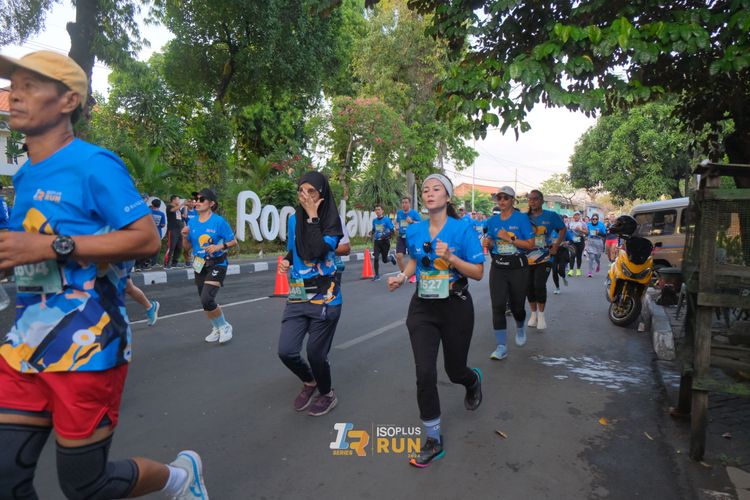 Race photo from Isoplus Run 2024 Surabaya