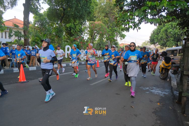 Race photo from Isoplus Run 2024 Surabaya