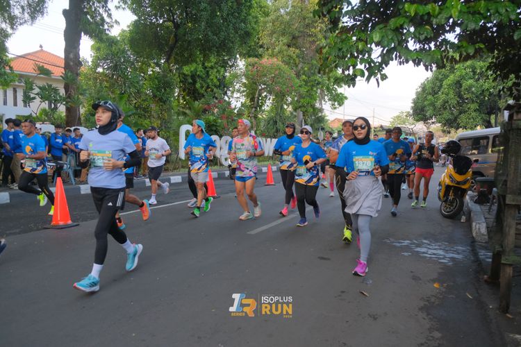 Race photo from Isoplus Run 2024 Surabaya