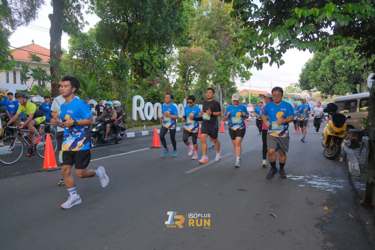 Race photo from Isoplus Run 2024 Surabaya