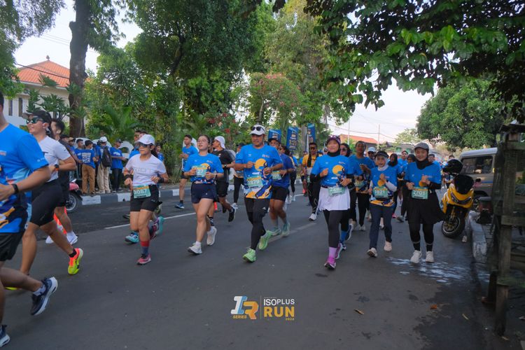 Race photo from Isoplus Run 2024 Surabaya