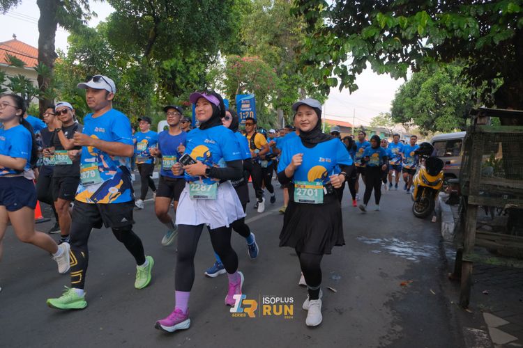 Race photo from Isoplus Run 2024 Surabaya