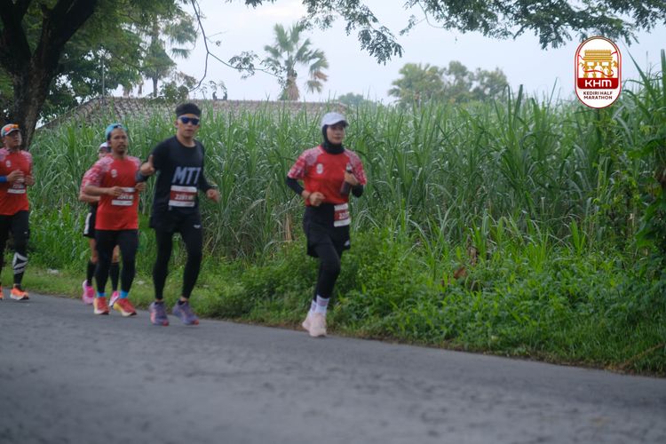 Race photo from Kediri Half Marathon 2025