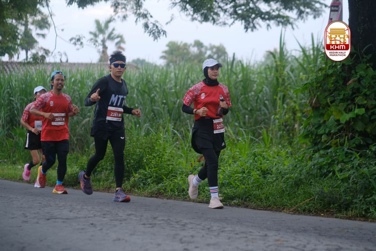 Race photo from Kediri Half Marathon 2025