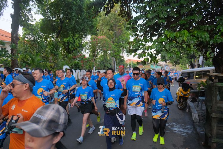 Race photo from Isoplus Run 2024 Surabaya