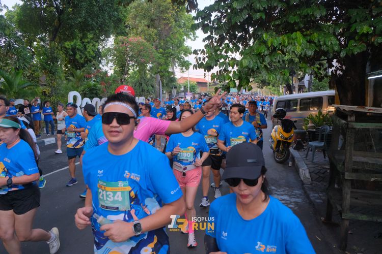 Race photo from Isoplus Run 2024 Surabaya