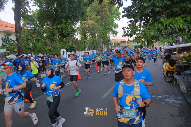 Race photo from Isoplus Run 2024 Surabaya