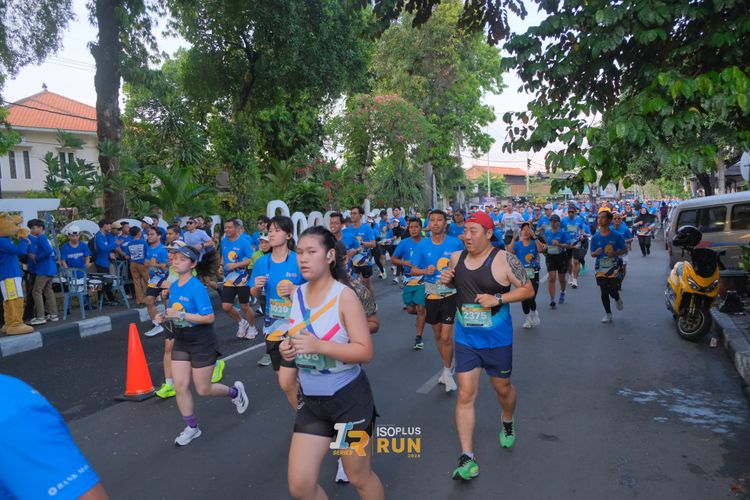Race photo from Isoplus Run 2024 Surabaya