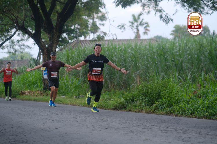 Race photo from Kediri Half Marathon 2025