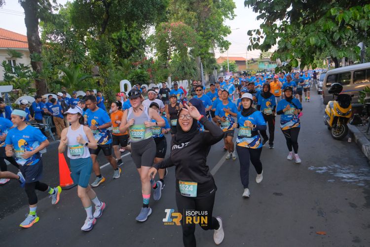 Race photo from Isoplus Run 2024 Surabaya