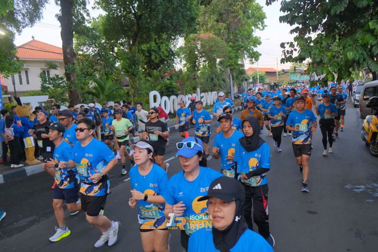 Race photo from Isoplus Run 2024 Surabaya