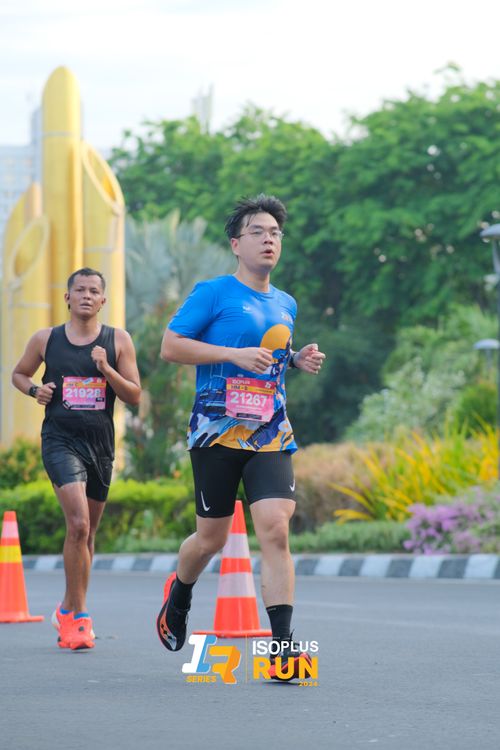 Race photo from Isoplus Run 2024 Surabaya