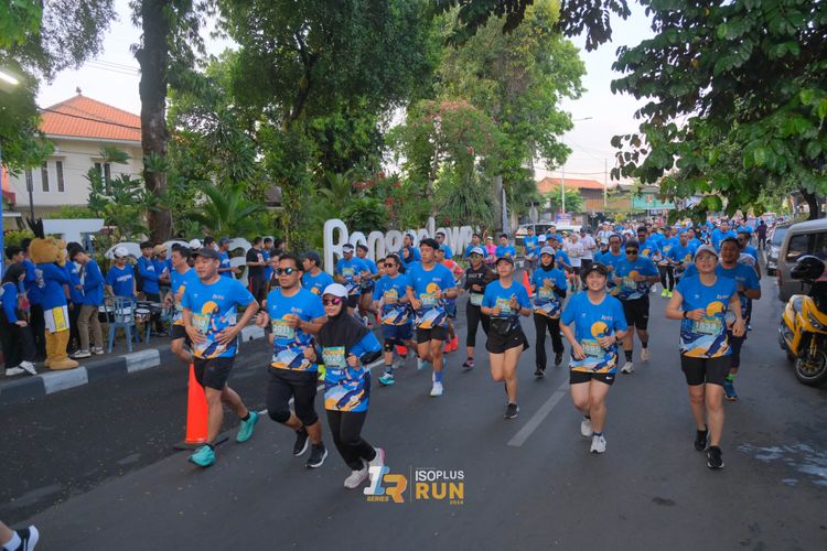 Race photo from Isoplus Run 2024 Surabaya