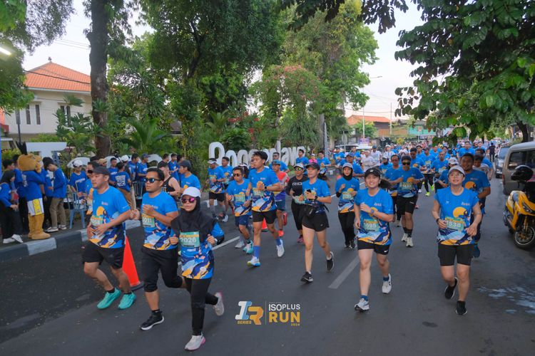 Race photo from Isoplus Run 2024 Surabaya